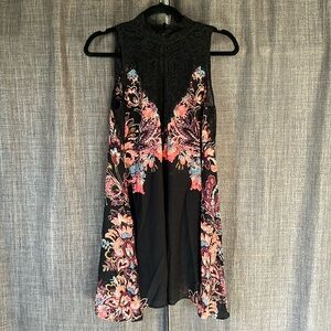 Free people intimately babydoll nightgown with lace neckline size XS